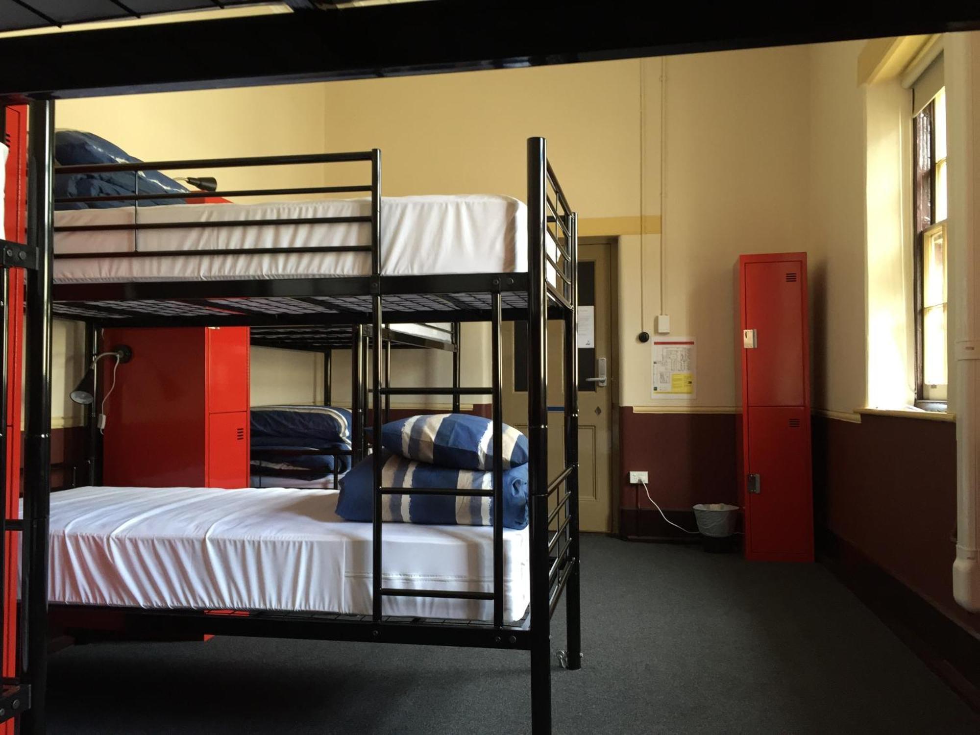 Хостел Yha Fremantle Prison Номер фото